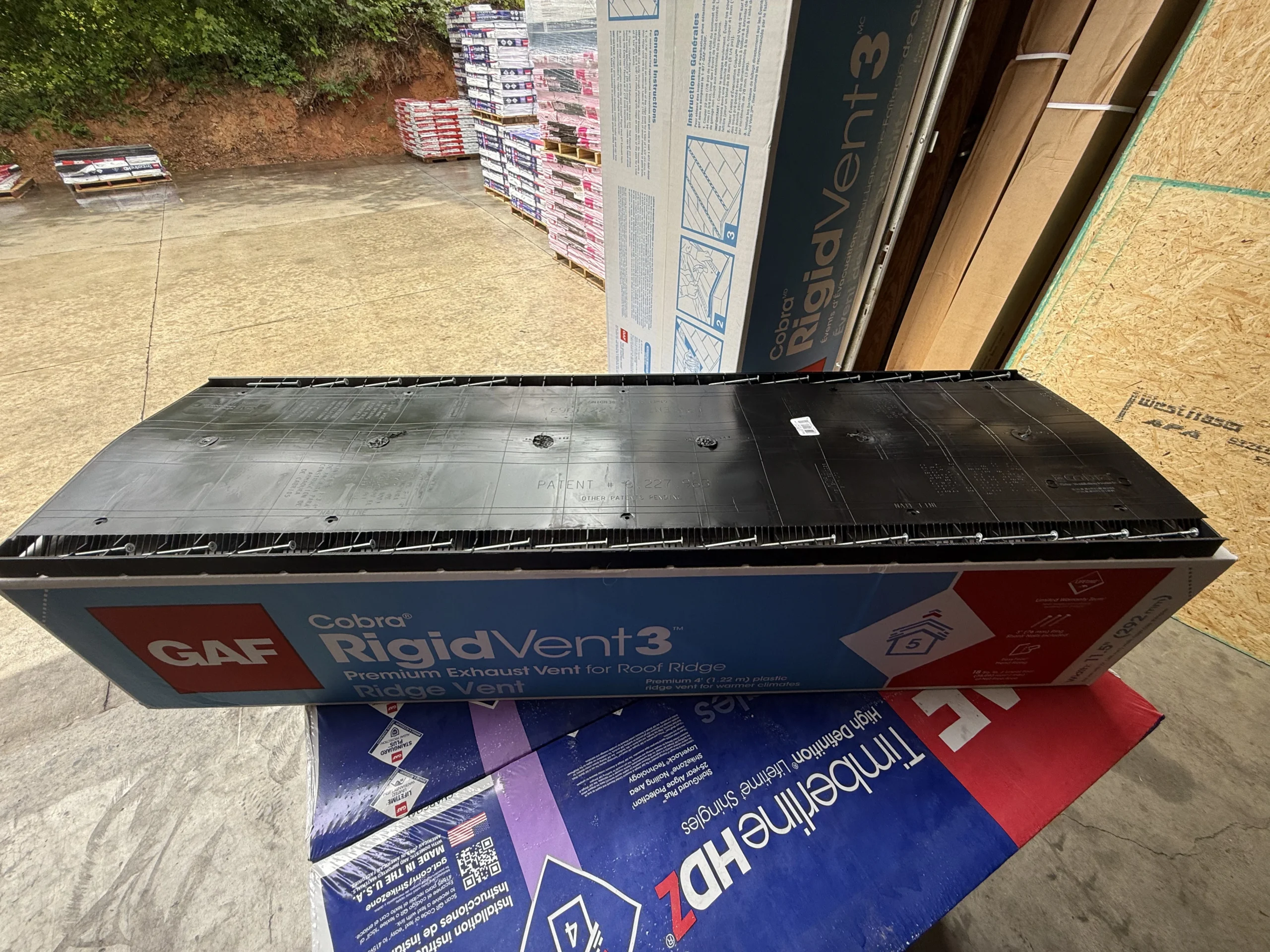 GAF Cobra® Rigid Vent 3™ Premium Exhaust Vent for Roof Ridge 4lf